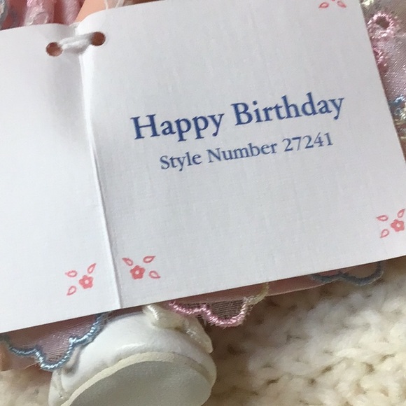 MADAME ALEXANDER 8” HAPPY BIRTHDAY DOLL - Picture 5 of 7